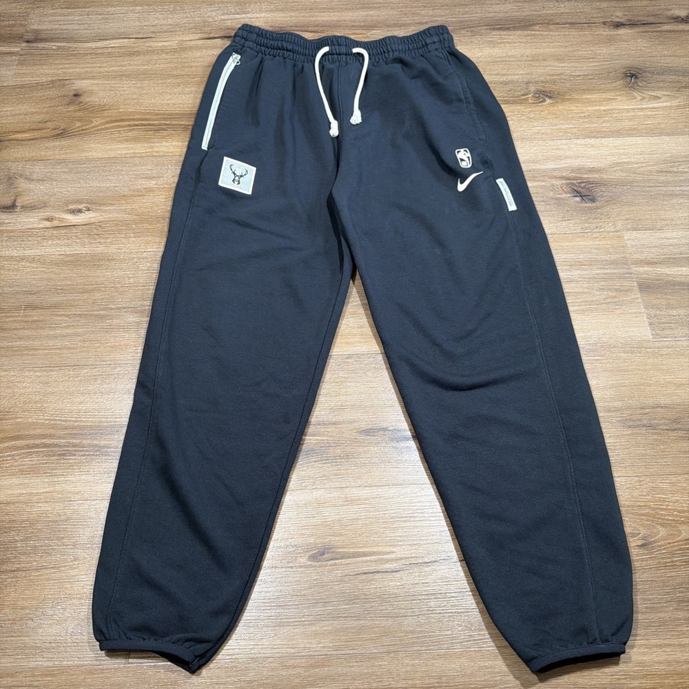 Nike Men's MEDIUM Standard Issue Milwaukee Bucks Sweatpants Joggers Black NBA